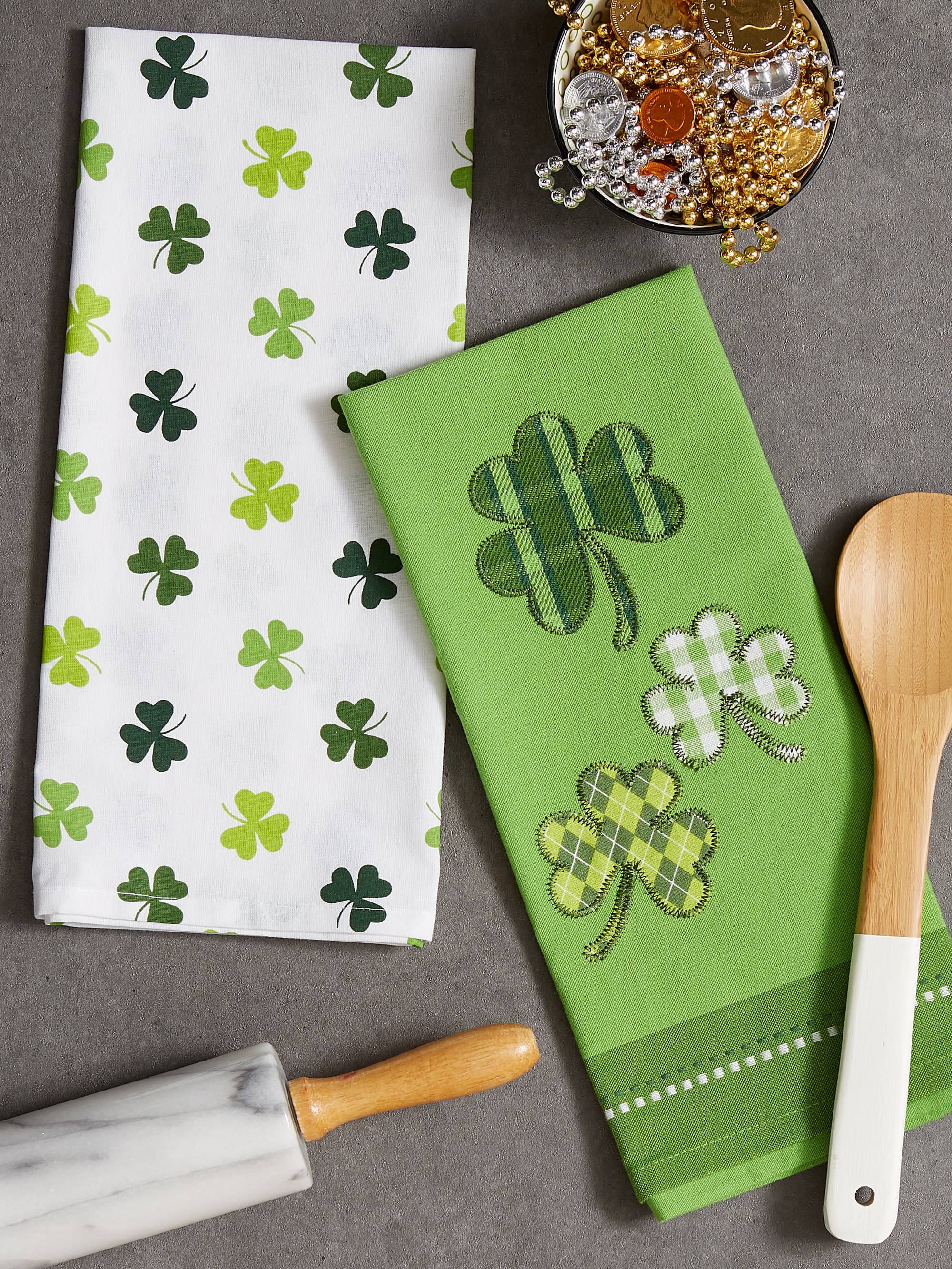 DII&#xAE; Green &#x26; White Shamrock Lucky Day Dishtowels, 2ct.